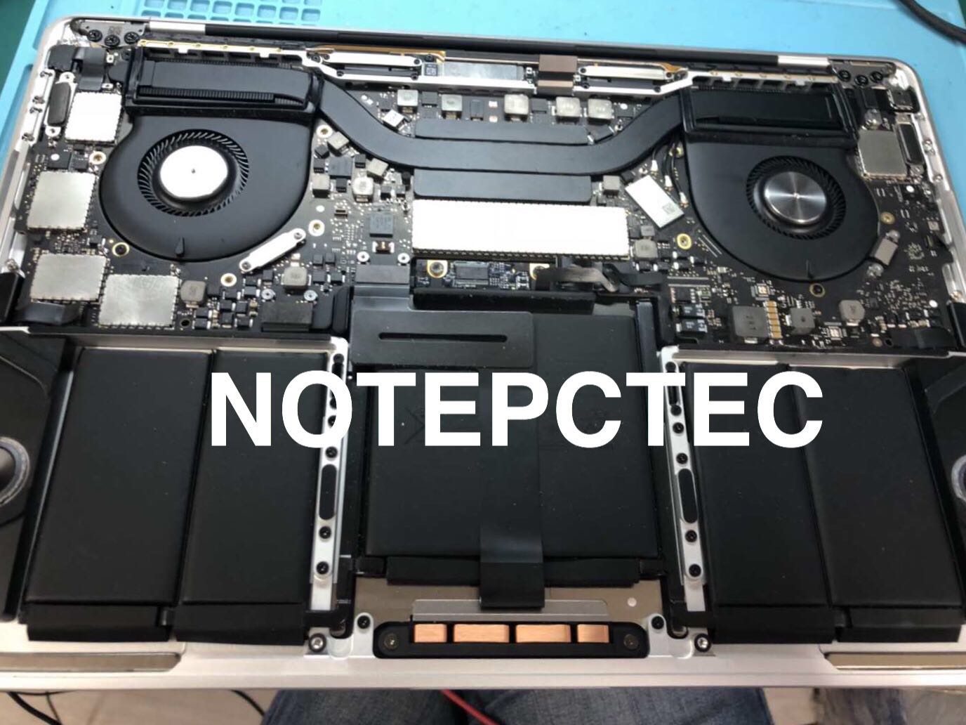 Apple MacBook Pro A1706 画面真っ暗 外付けモニター表示正常 マザーボード修理